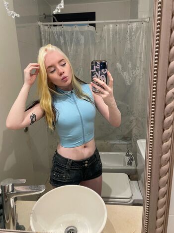 🔥 Velvetvalen leaked private photo uncensored full