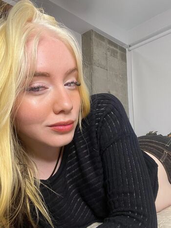 🔥 Velvetvalen leaked private photo uncensored full