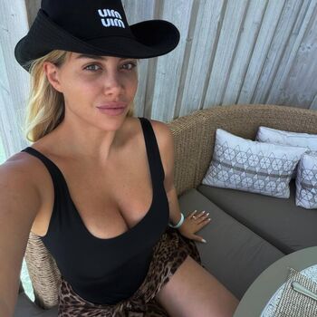 🔥 Wanda nara page leaked private photo uncensored full