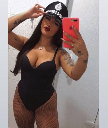 🔥 Women in bikinis page leaked private photo uncensored full