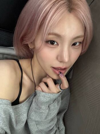 🔥 Yeji leaked private photo uncensored full