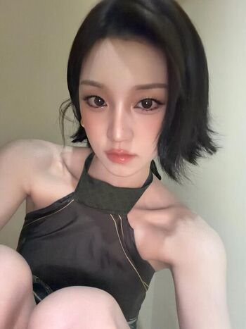 🔥 Yuqi leaked private photo uncensored full