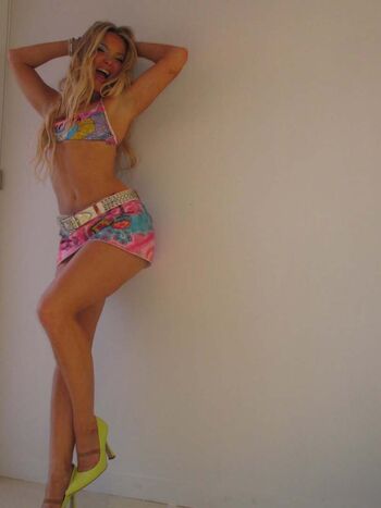 🔥 Zara larsson  page leaked private photo uncensored full